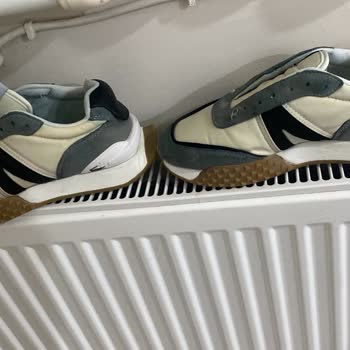 Ayakkabı Renk Sorunu Ve Kalite Şikayeti