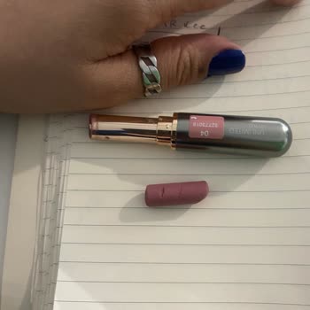 Kiko Milano Rujlarının Dayanıklılığı Hayal Kırıklığı Yaratıyor