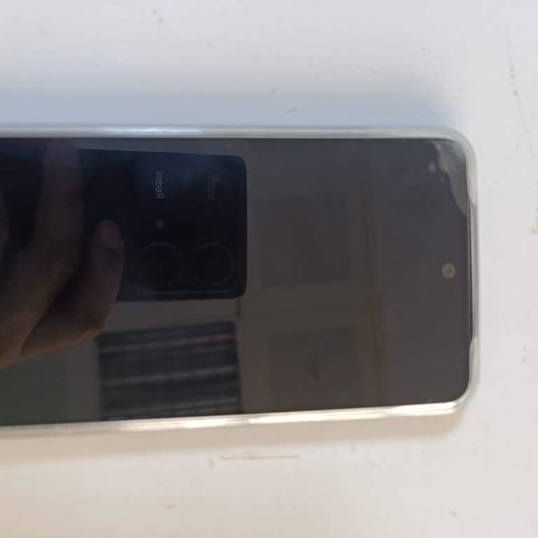 Vatan'dan Aldığım Kırılmaz Cam Üç Haftada Çatladı