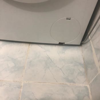 Paslanan Çamaşır Makinesi Ve Ücretli Servis Sorunu