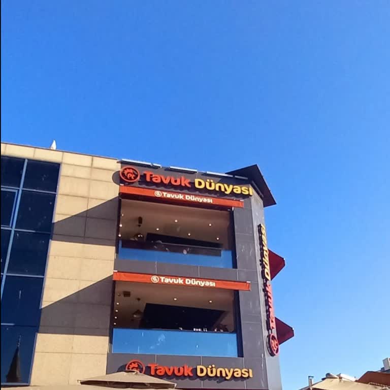 Tavuk Dünyası Üsküdar Şubesinde Rahatsız Edici Deneyim