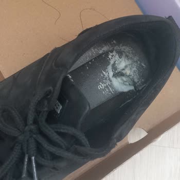 Ayakkabı Tabanı Hüsranı: Firma Ürüne Sahip Çıkmıyor