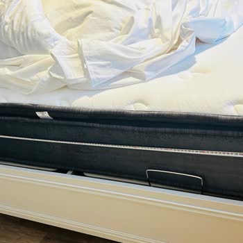 Yanlış Ölçülerle Gelen Yatak Ve Kaba Servis Elemanı