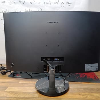 Samsung Sent Me a Broken Monitor and Refused to Accept My Unboxing Video Proof
