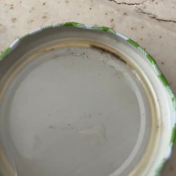 Küflü Konserve Ve İlgisiz Müşteri Hizmeti