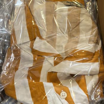 @Leonpremiumm Yanlış Ürün Ve İletişimsizlik: Leonpremiumm'un Hayal Kırıklığı