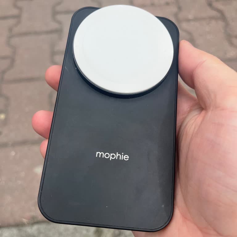 Apple Store'dan Alınan Mophie Ürünü İçin Servis Sorunu