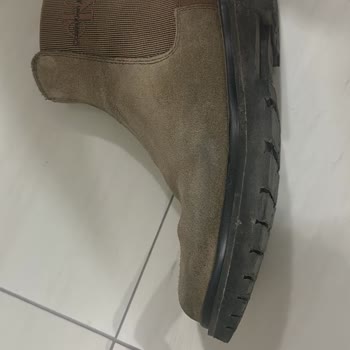 Calvin Klein Bot Renk Değişimi Sorunu