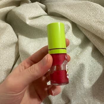 Lip Oil Ürünü Beklenmedik Sorun Yarattı