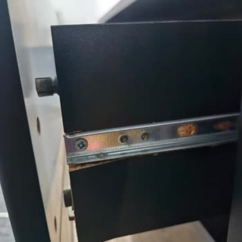 Kalitesiz Ürün Ve İlgisiz Satıcılar