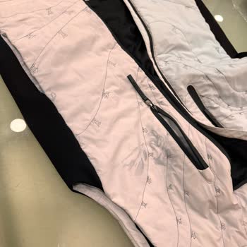 Dry Center Kuru Temizleme'de Leke Çıkarma Kabusu!