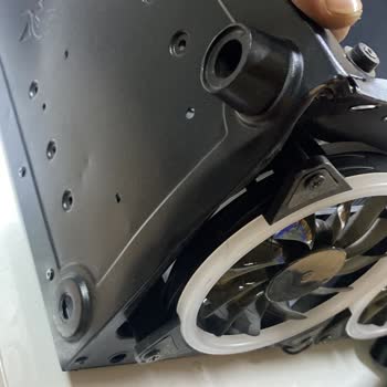 Kargomun Hasarlı Teslimatı Ve İlgisiz Çalışanlar