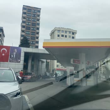 Araç Yıkama Servisinde Kırılan Ayna Sorunu
