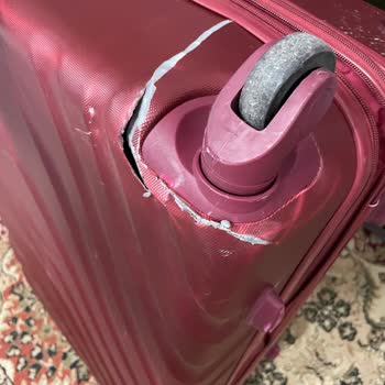 Beschädigtes Gepäck bei Auslandsflügen mit Pegasus