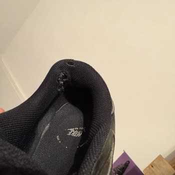Nike Ayakkabının Kalitesi Ve Müşteri Memnuniyeti Düşüşte
