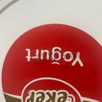 Küflü Yoğurt Şoku: Güven Sarsan Deneyim