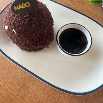 Doğum Günü Pastasında Yanıltıcı Uygulama Ve İletişim Sorunu