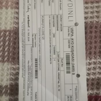 Renk Atmasıyla Hayal Kırıklığına Uğratan Denim Pantolon