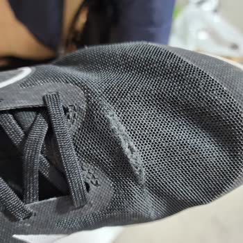 Nike Ayakkabıda Patlama: Garantinin Arkasında Durulmuyor!