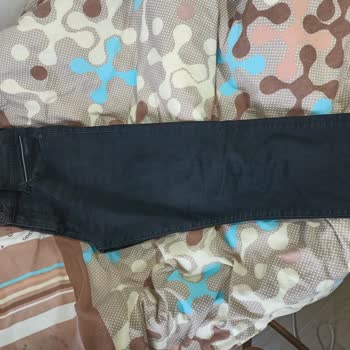 Mavi Markalı Pantolonda Renk Solması Ve Daralma Sorunu