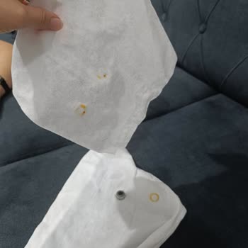 Islak Mendilden Çıkan Vida Somunu Şoku