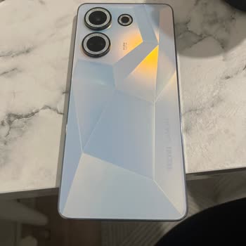 Tecno Camon 20 Pro Ekran Sorunu Şaşkınlığı