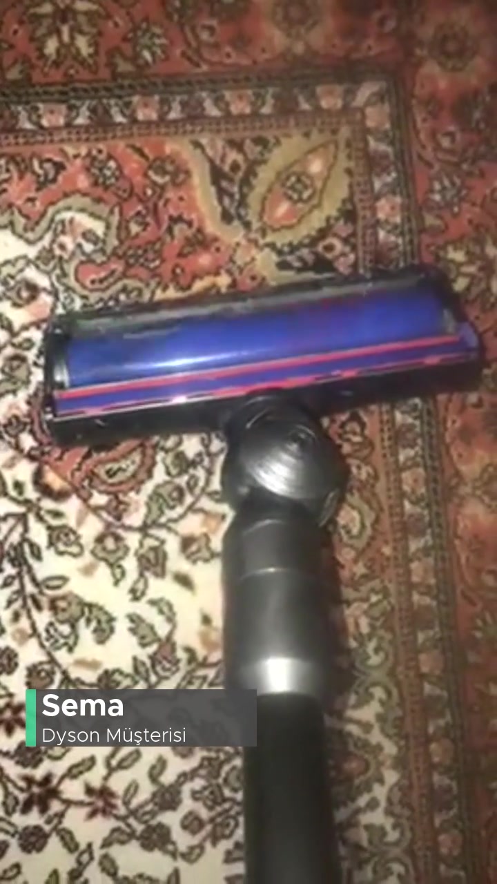 Dyson V8 Dikey Süpürge Halıda Duruyor, Çalışmıyor! videonun kapak resmi