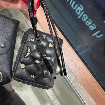 Kırılan Gözlük İçin Yetersiz Çözüm Ve Müşteri Memnuniyetsizliği