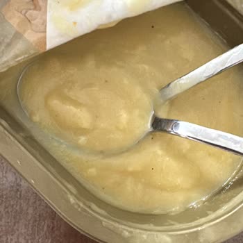 Hijyen Skandalı: Yemekten Saç Çıktı!