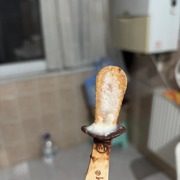 Magnum Mini Classics: Şekerlenmiş Dondurma Ve Parçalanan Çikolata Şikayeti