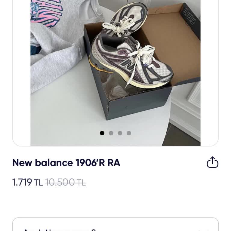 Yanlış Renk, Yanıtsız Mesajlar: Kremlin'den Alışverişin Hayal Kırıklığı