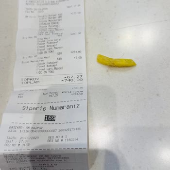 McDonald's'ta Patates Krizi: Aile Yemeği Kabusa Döndü