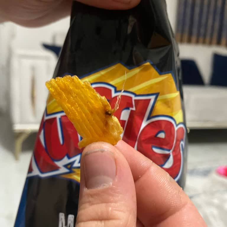 Ruffles Mangal Tadında Üründe Şok Edici İplik Bulundu