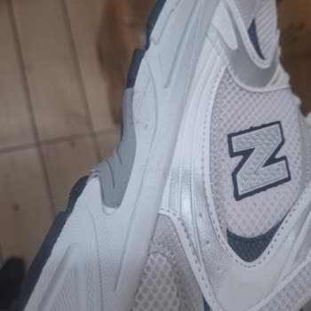 Lekeli Ve Kalitesiz Ürünler, İlgisiz Satıcı