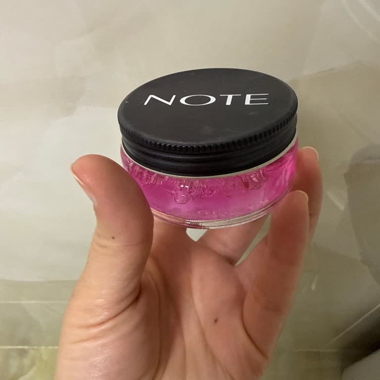 Note Kaş Vakası: Alerjik Reaksiyon Ve Kaş Dökülmesi Sorunu