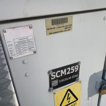 Toroslar Elektrik Dağıtım Enerjisa'nın İhmal Ettiği Yol ve Bahçe Tahribatı