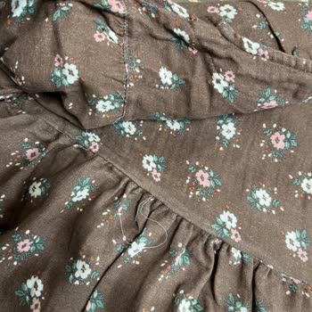 Yanıltıcı Renk Ve Kalitesiz Kumaş Deneyimi