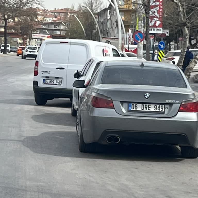 Tehlikeli Sürüş: Hayatımı Tehlikeye Atan Araç