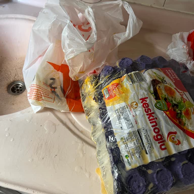 Migros Kapıda Alışverişte Kırık Yumurta Sorunu Ve İletişim Eksikliği