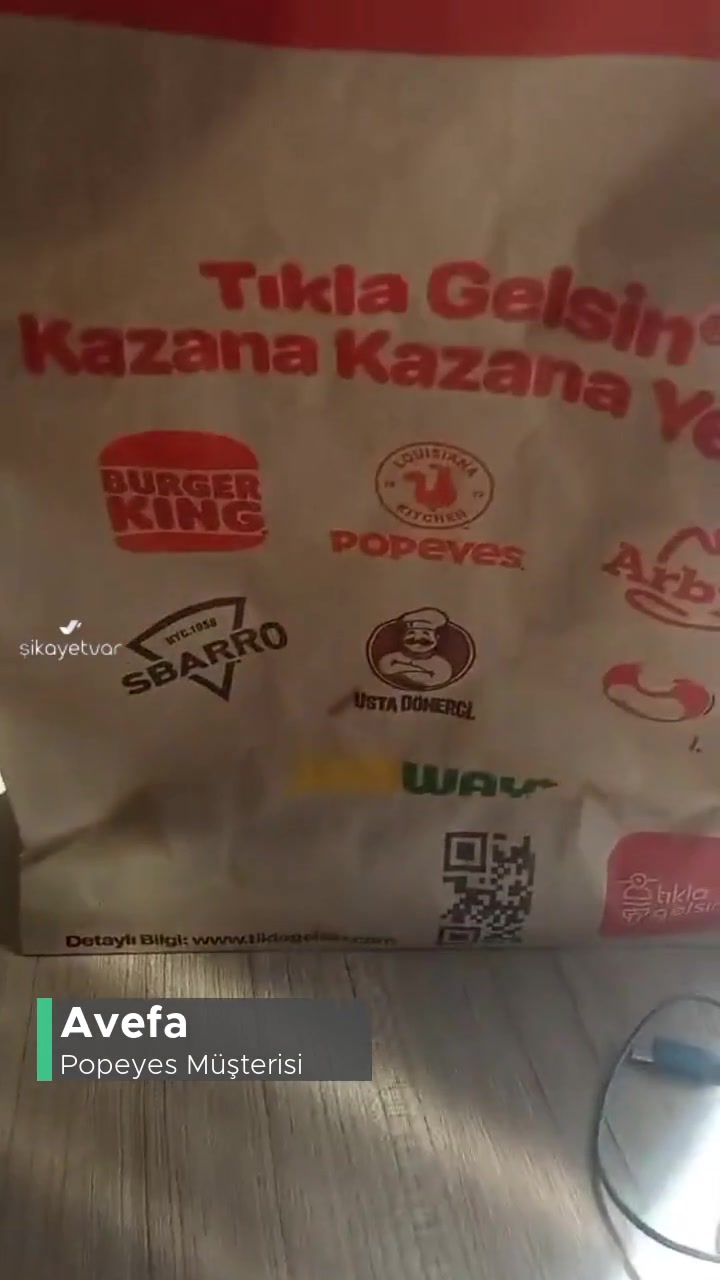 Popeyes'in Gönderdiği Kola Üretim Hatasından Dolayı Açılmıyor! videonun kapak resmi