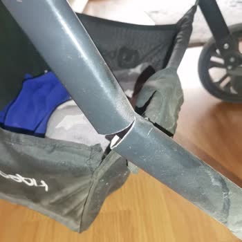 Kırılan Bebek Arabası Ve Yetersiz Müşteri Hizmeti