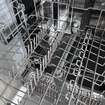 Franke Bulaşık Makinesinde Tel Paslanması Ve Yetersiz Müşteri Hizmetleri