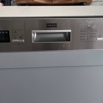 Franke Bulaşık Makinesinde Tel Paslanması Ve Yetersiz Müşteri Hizmetleri