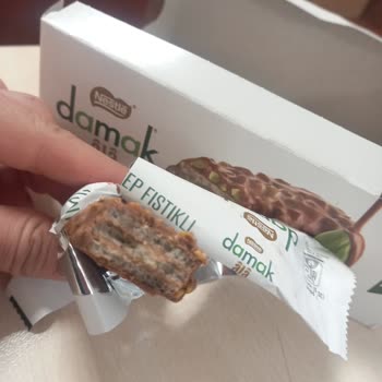 Antep Fıstıklı Çikolata Hayal Kırıklığı