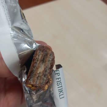 Antep Fıstıklı Çikolata Hayal Kırıklığı