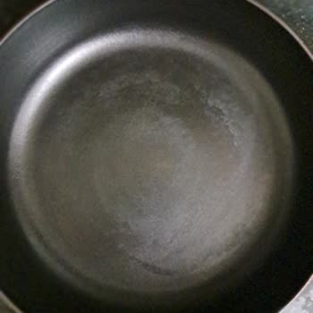 My Lava Cast Iron Pot Changed Color and Deteriorated After Just 2 Uses