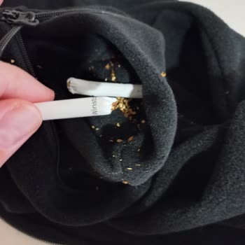 Slazenger Polar Hırkadan Çıkan Sigara Şoku