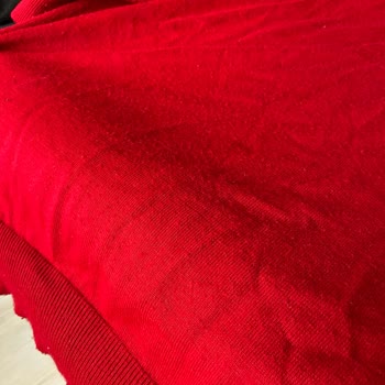 Tüylenen Kazaklar Ve İlgisiz Müşteri Hizmetleri