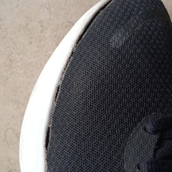 Sevdiğim Markadan Hayal Kırıklığı: Nike Ayakkabılarım Deforme Oldu!