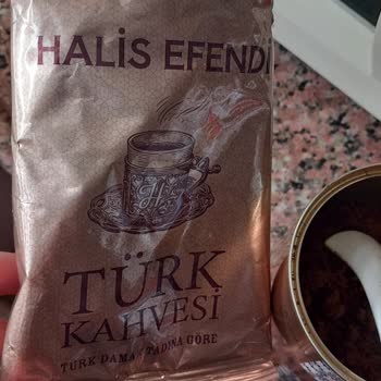 Kahve Paketinden Çıkan Yabancı Maddeler: Halis Efendi Türk Kahvesi'nde Hijyen Sorunu